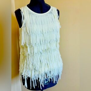 Cartise Sleevless Fringed Top